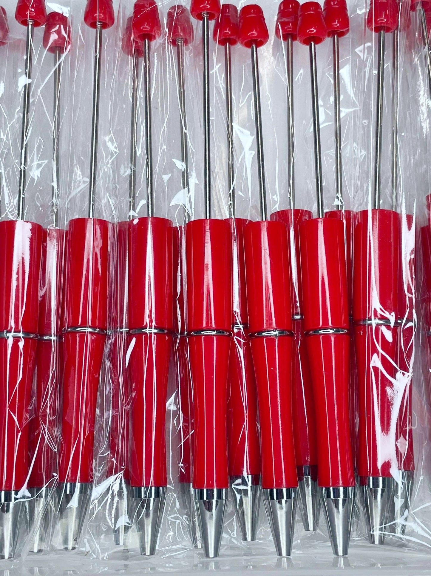 BEADABLE PLASTIC PEN SOLID CHERRY RED B17 (1ct)