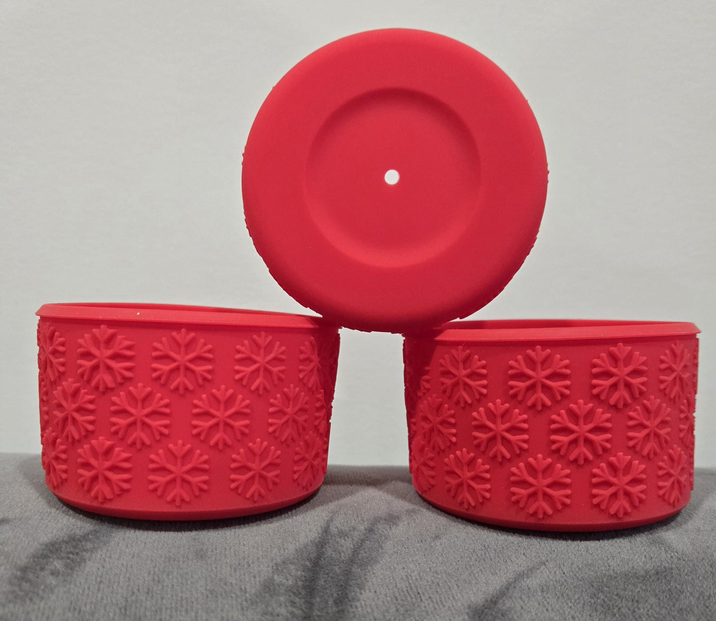 RedSnowflake Silicone Boot Bumper Sleeve for Stanley SIMPLE MODERN Brumate Hydrojug 24ozOwala Yeti