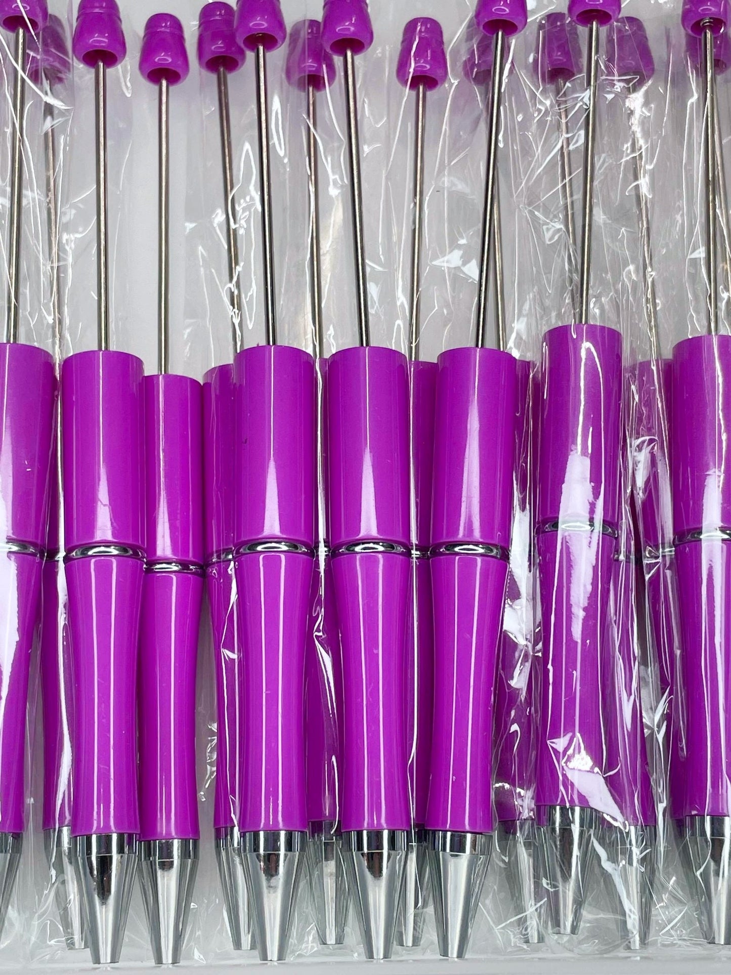 BEADABLE PLASTIC PEN SOLID MAGENTA B9 (1ct)