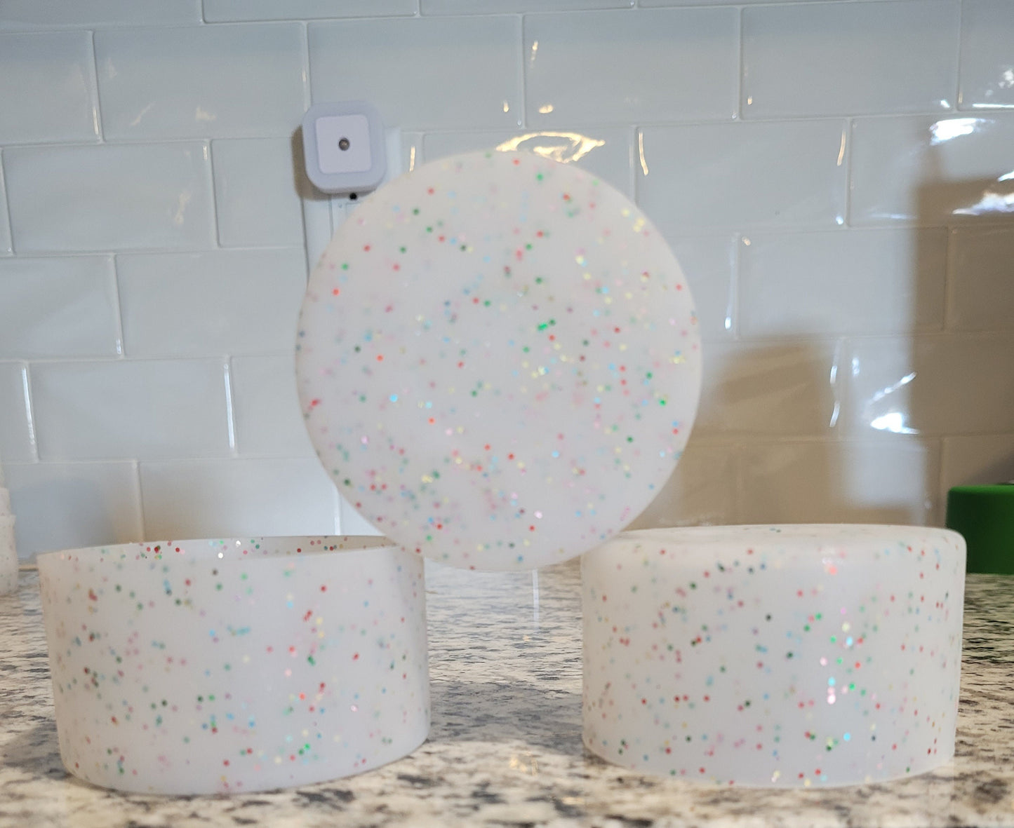 Colorful Glitter silicone boot bumper sleeve for tumbler