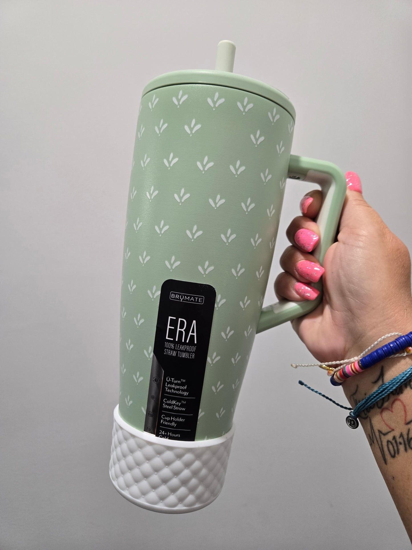 White Diamond Silicone Boot for Tumblers