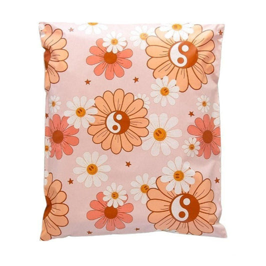 Yin Yang Daisy Poly Mailers Size 14x17 Shipping Bags